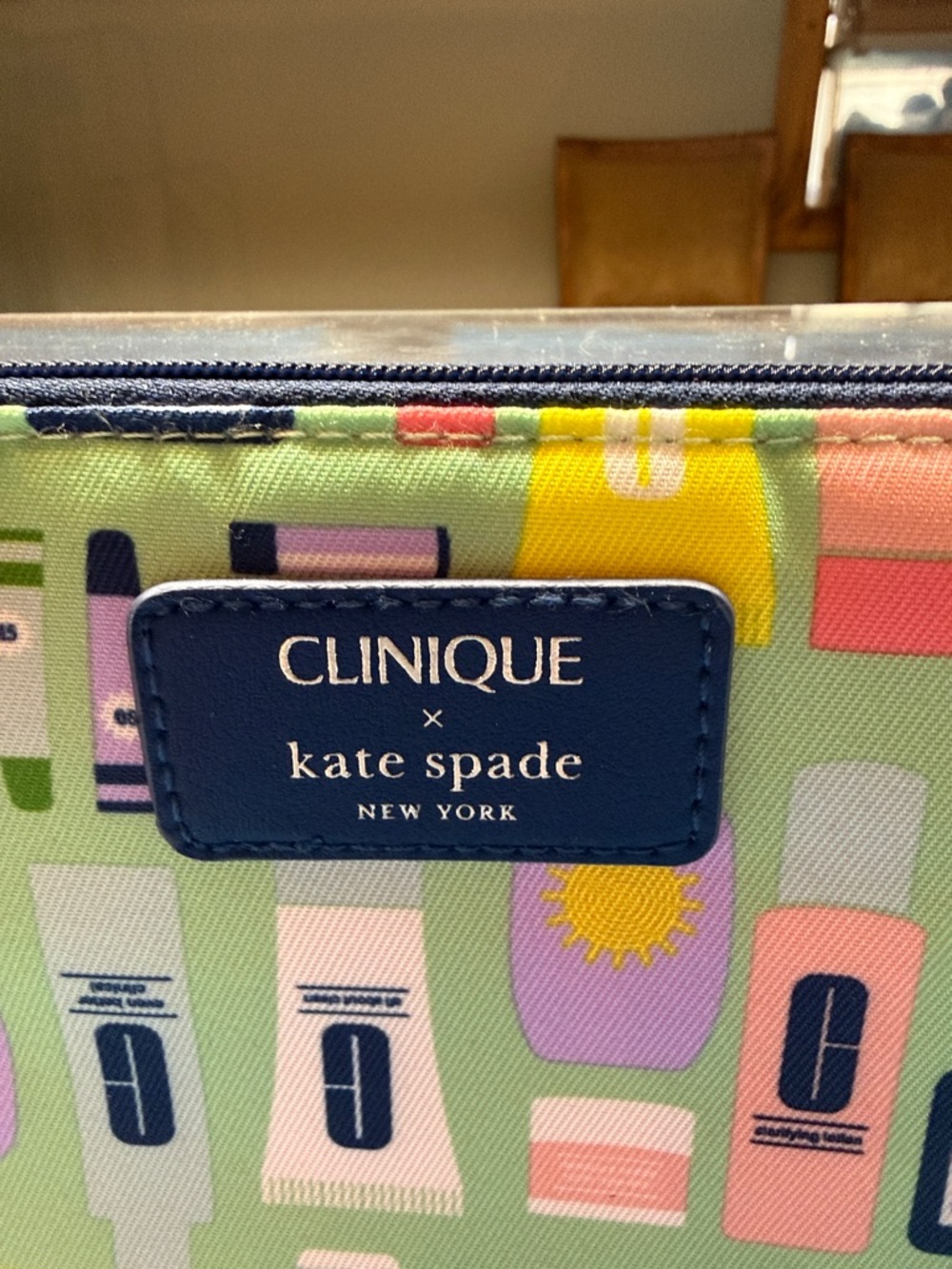 Kate Spade Clinique Cosmetic Bag with Kate Spade Earrings and dust bag - Picture 3 of 6